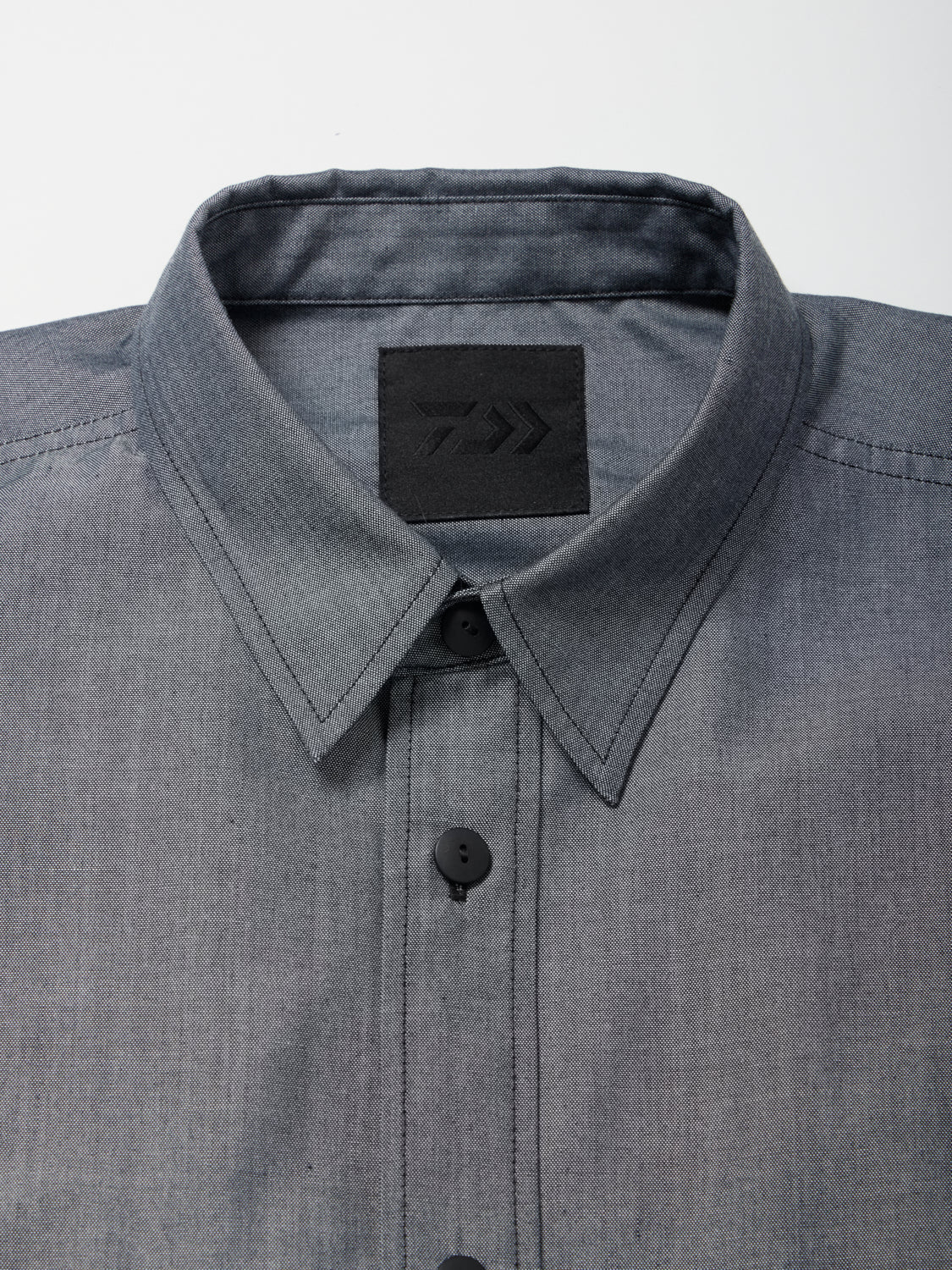 DAIWA PIER39 TECH MULTI POCKET CHAMBRAY SHIRT L/S