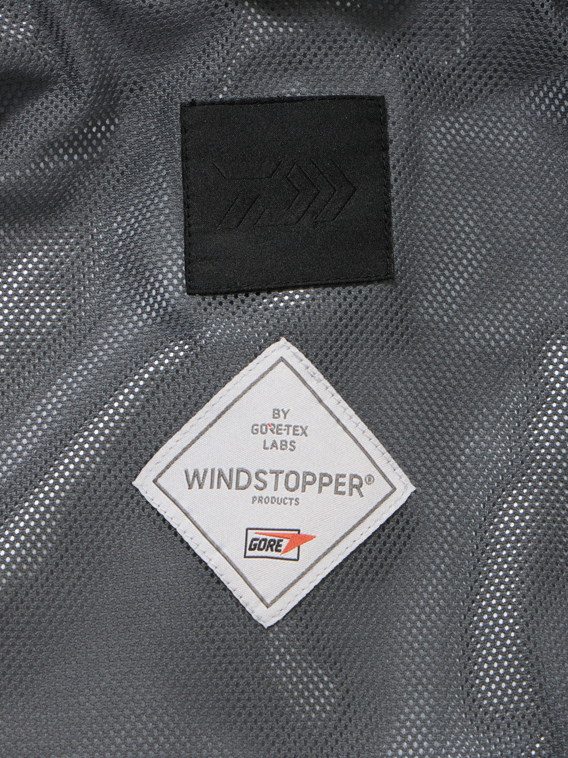 DAIWA PIER39 GORE-TEX WINDSTOPPER® PERFECT FISHING JACKET