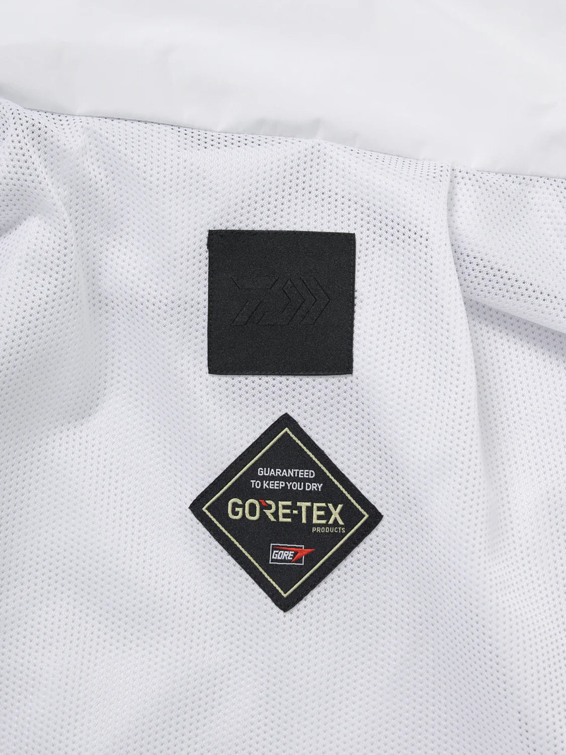 DAIWA PIER39 GORE-TEX TECH MIL SHELL JACKET