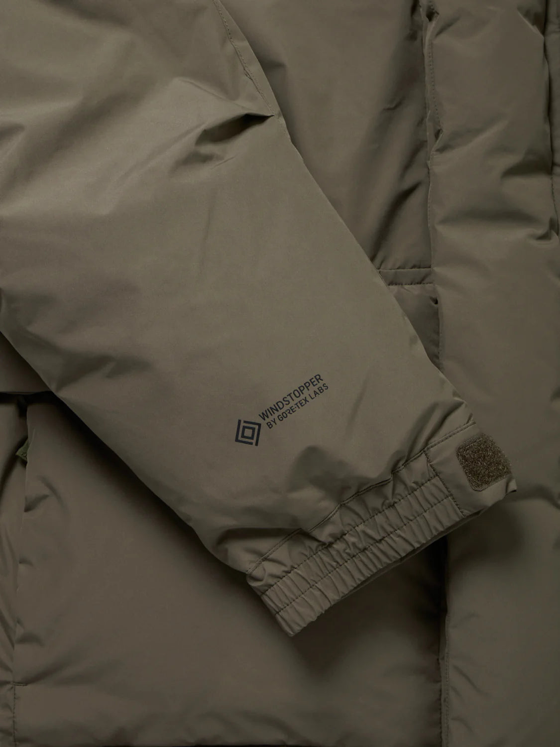 DAIWA PIER39 WINDSTOPPER®︎ EXPEDITION DOWN JACKET