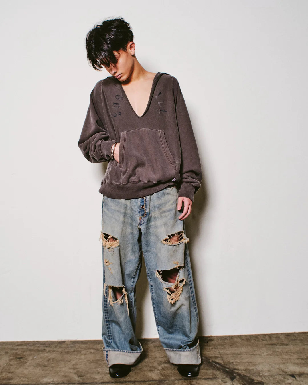 新品 未使用 タグ 30 SUGARHILL MODERN WIDE DENIM SUGARHILL DAMAGED MODERN DENIM PANTS WIDE CUT – unexpected store