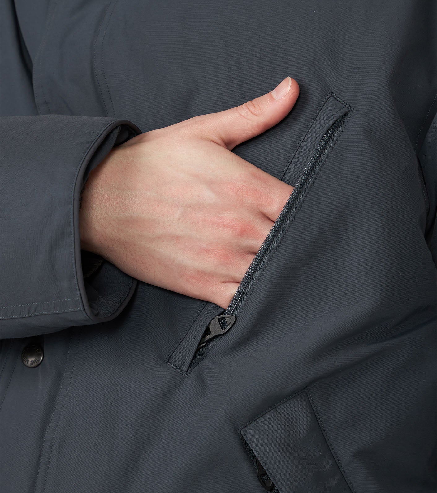 THE NORTH FACE PURPLE LABEL Double Peak Short Down Parka