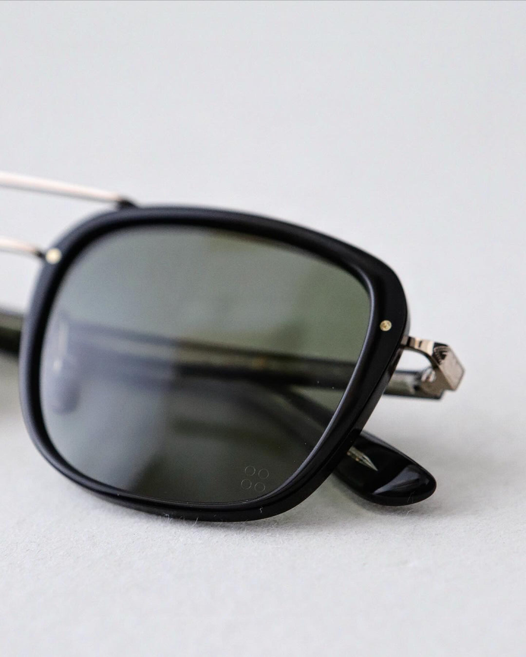 YELLOWS PLUS JACOB SUNGLASS Black/Gold