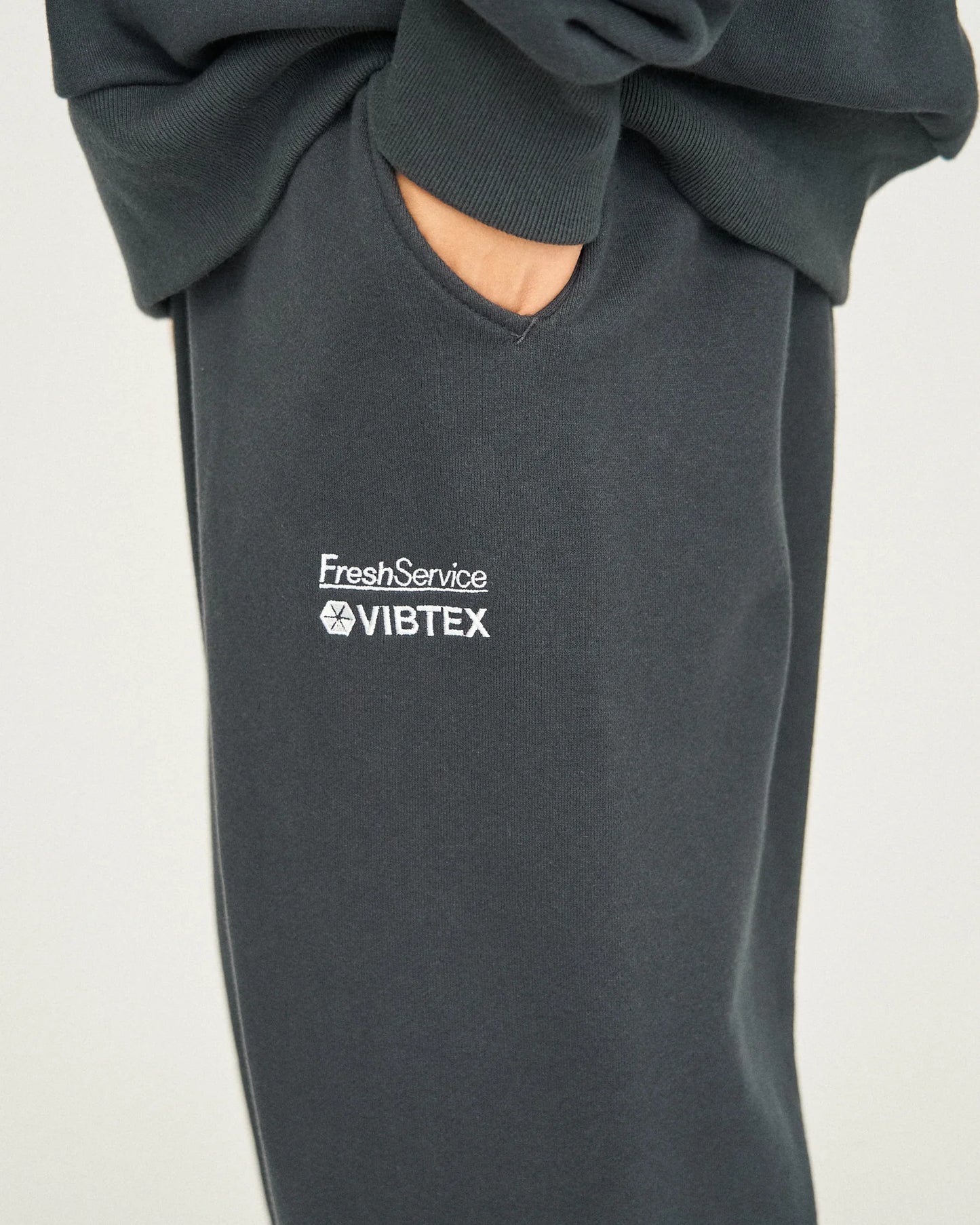 FreshService VIBTEX for FreshService VIBTEX SWEAT PANTS