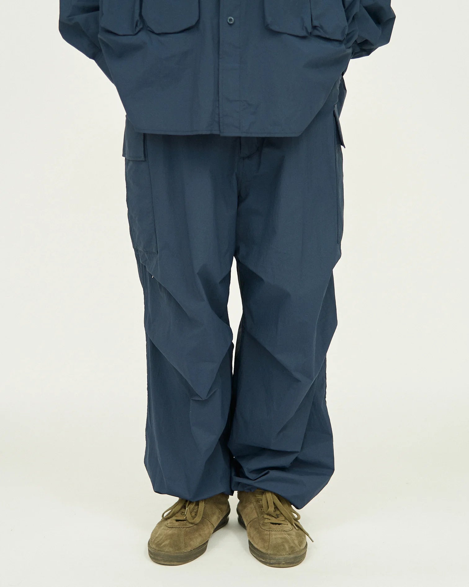 FreshService NYLON TAFFETA UPWARD CARGO POCKET PANTS FreshService NYLON TAFFETA UPWARD CARGO POCKET PANTS