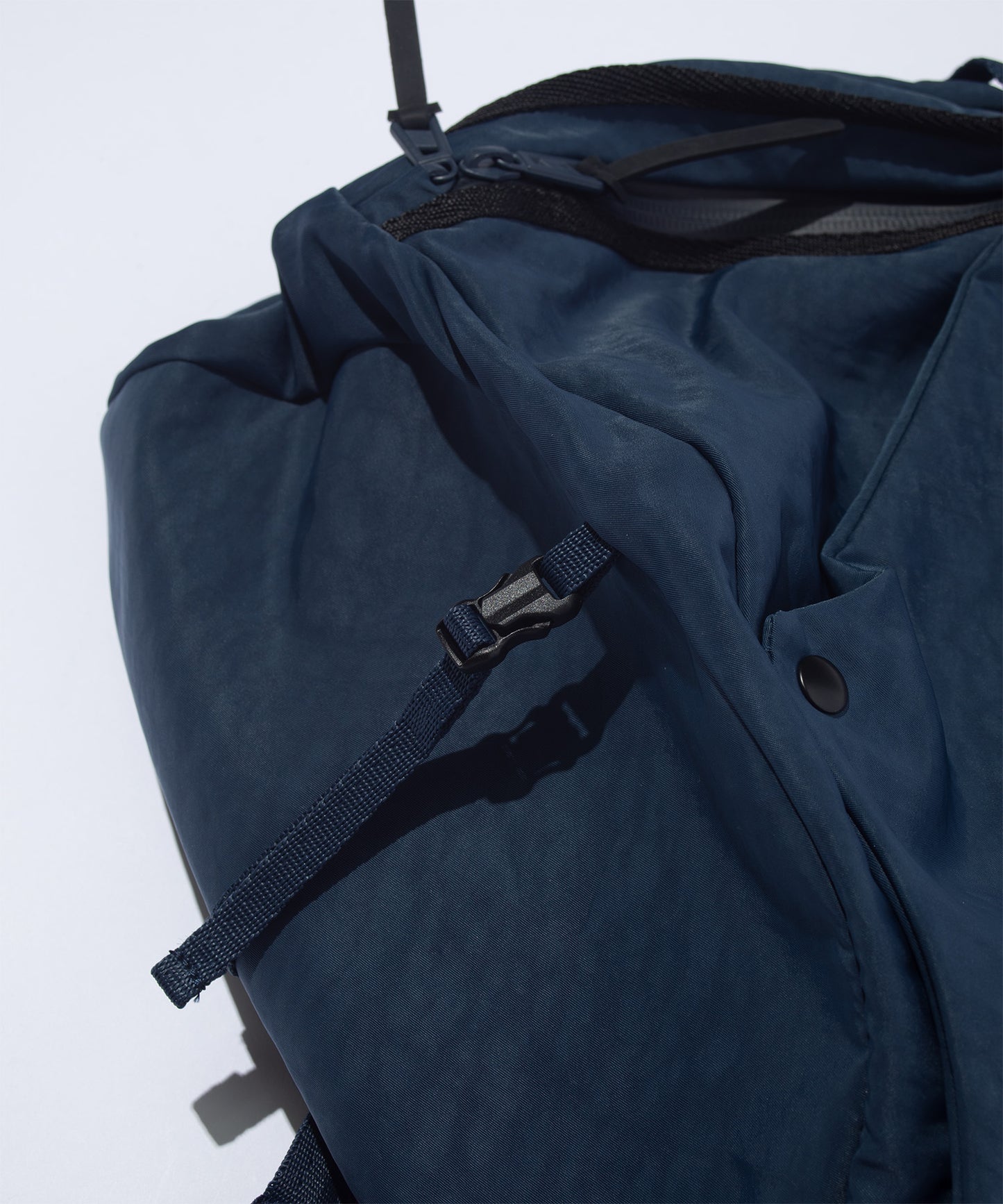 F/CE. TEXTURED TWILL 3 POINTS SLINGER BAG