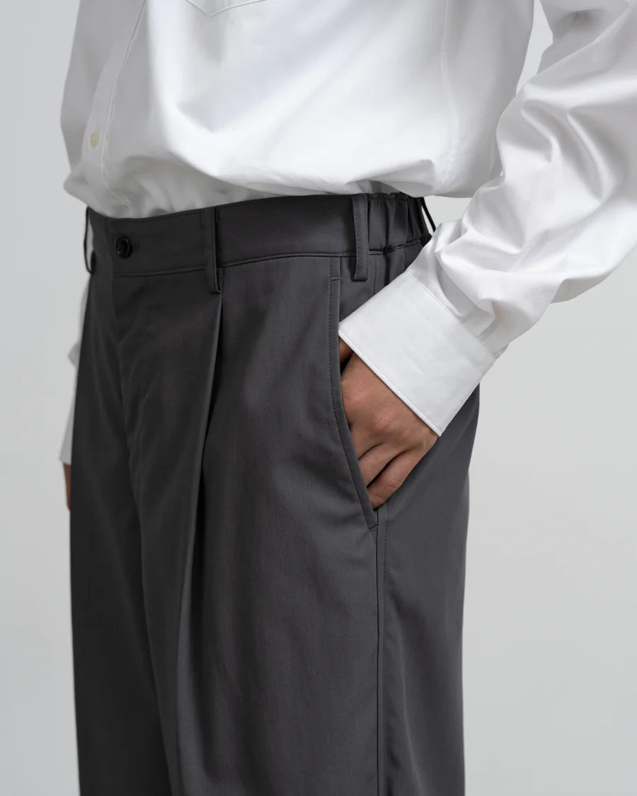 Graphpaper Wooly Cotton Twill Wide Tapered Slacks