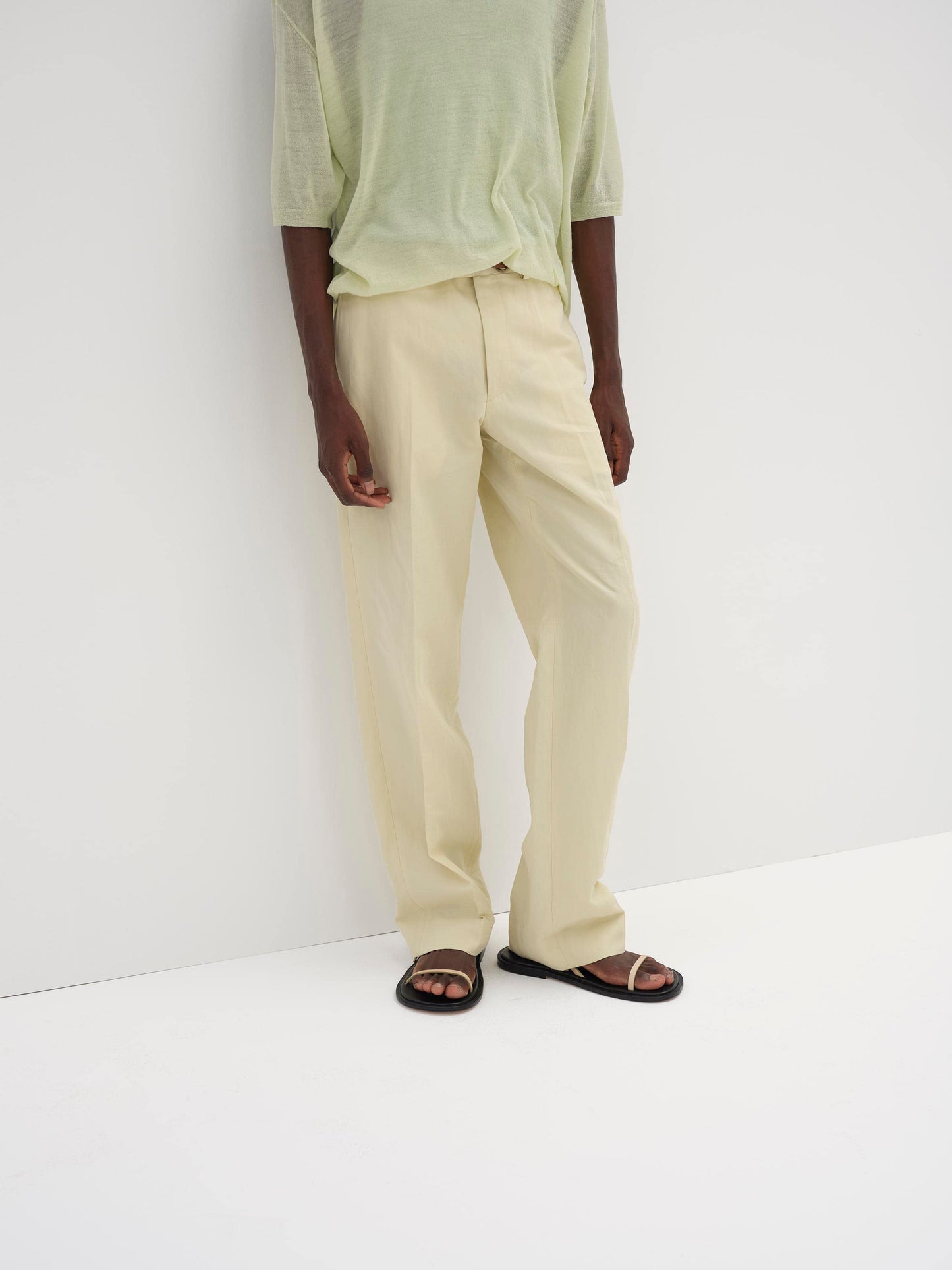 AURALEE HARD TWIST FINX LINEN CHINO SLACKS