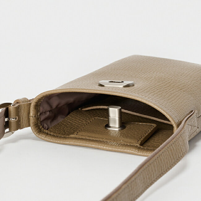 Hender Scheme twist buckle bag XS – unexpected store