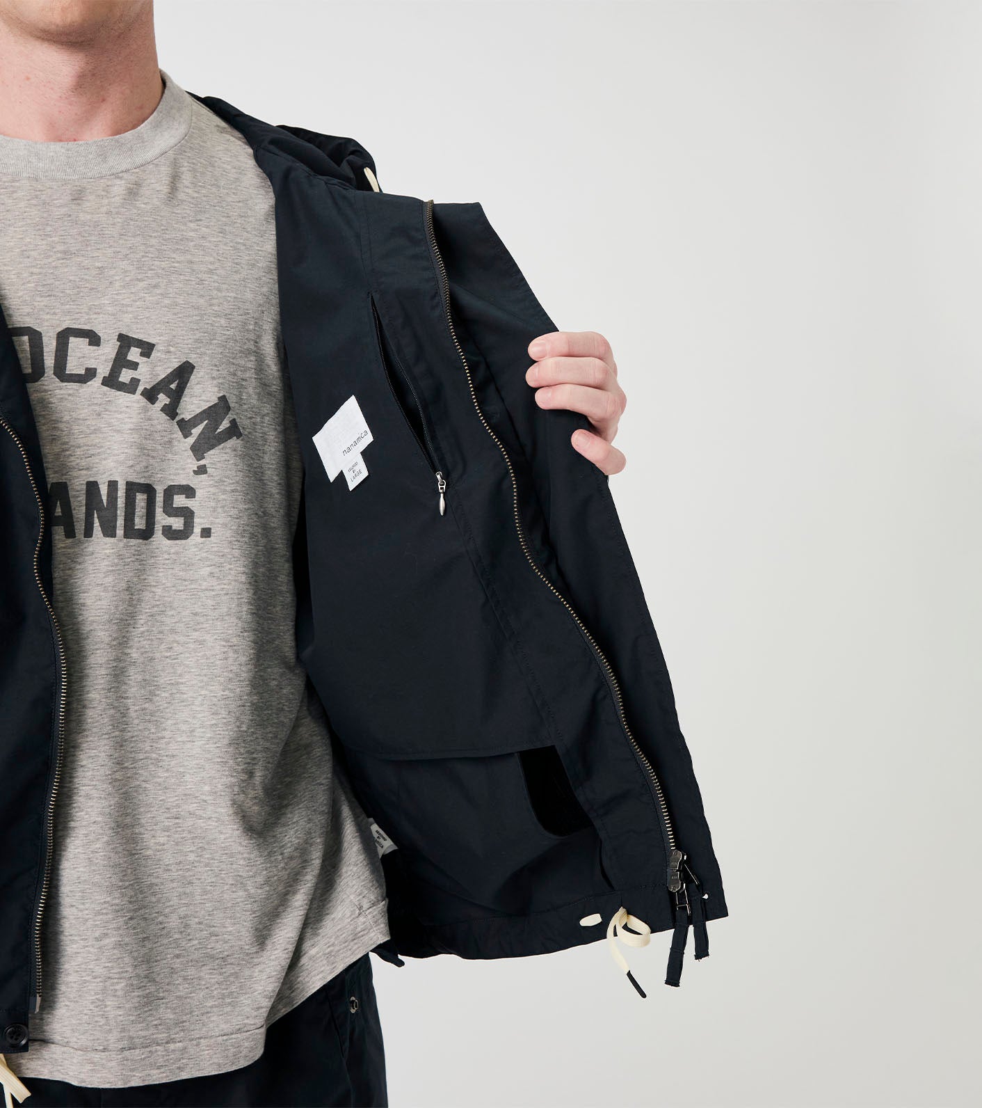 nanamica Hooded Jacket