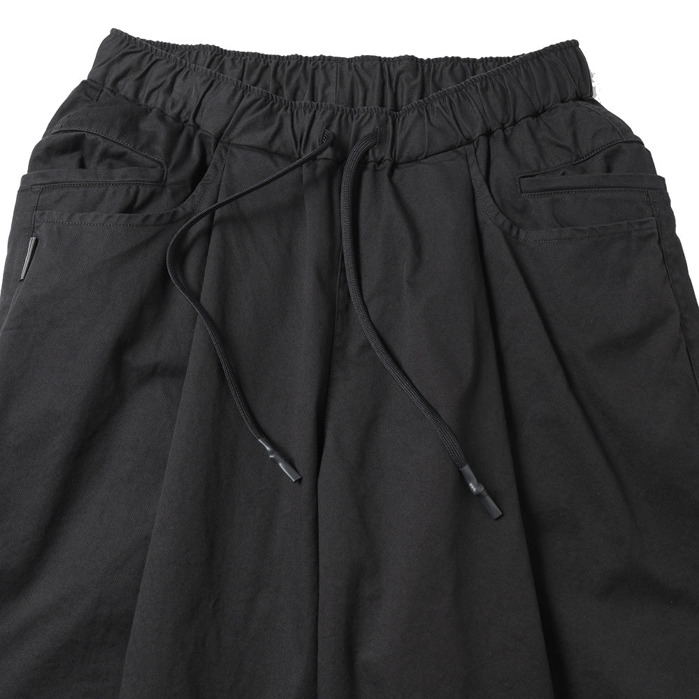 S.F.C (STRIPES FOR CREATIVE) WIDE TAPERED EASY PANTS