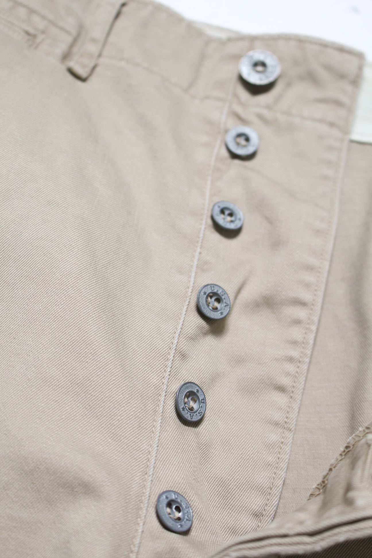 BOW WOW M41 CHINO TROUSERS (Metal button)