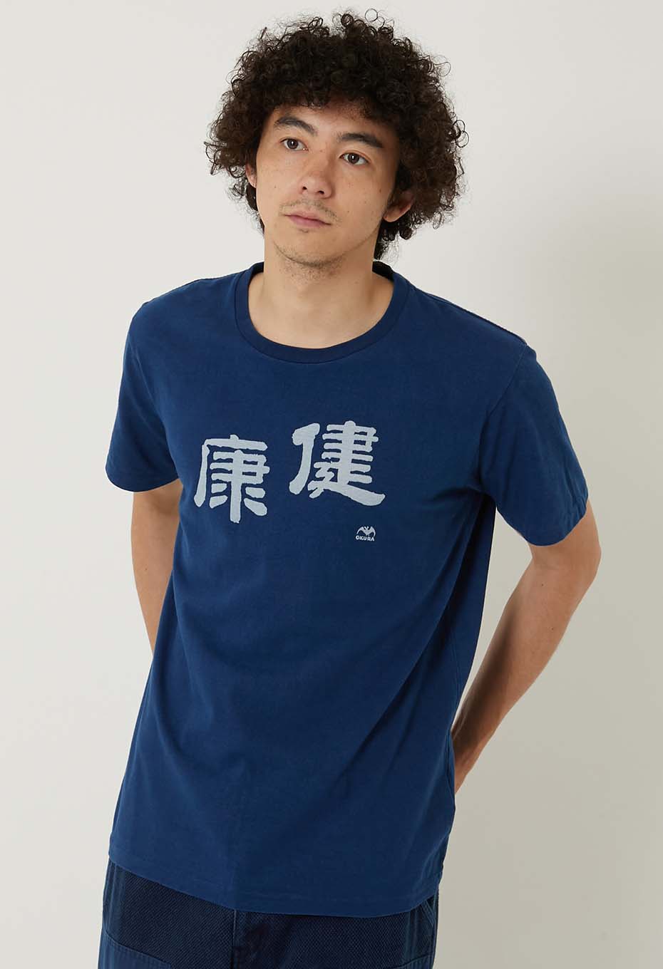 BLUE BLUE JAPAN Kenko bassen Indigo T-shirt