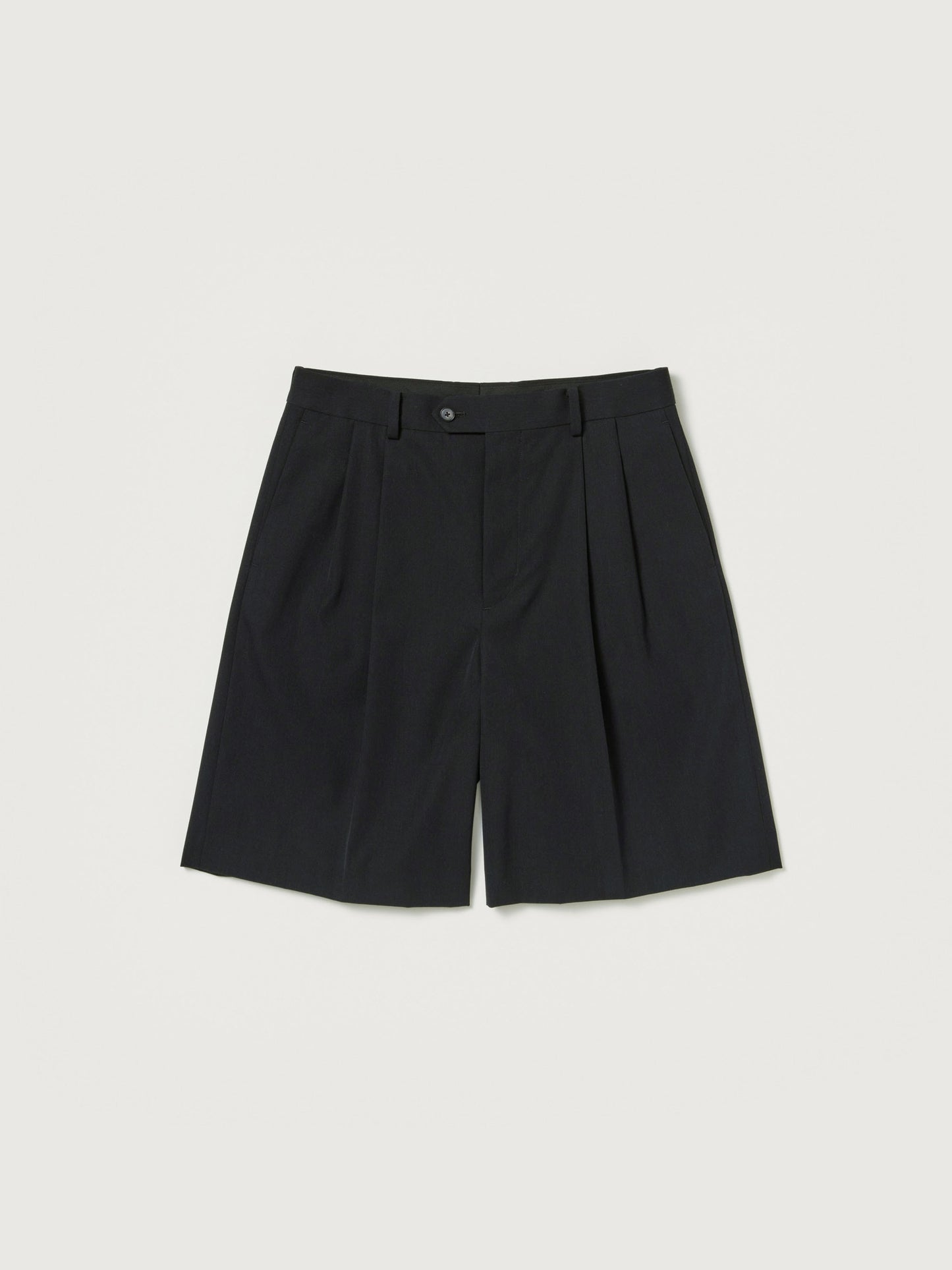 AURALEE LIGHT WOOL MAX GABARDINE SHORTS