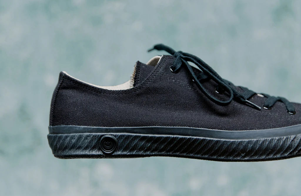 SHOES LIKE POTTERY LOW BLACK MONO