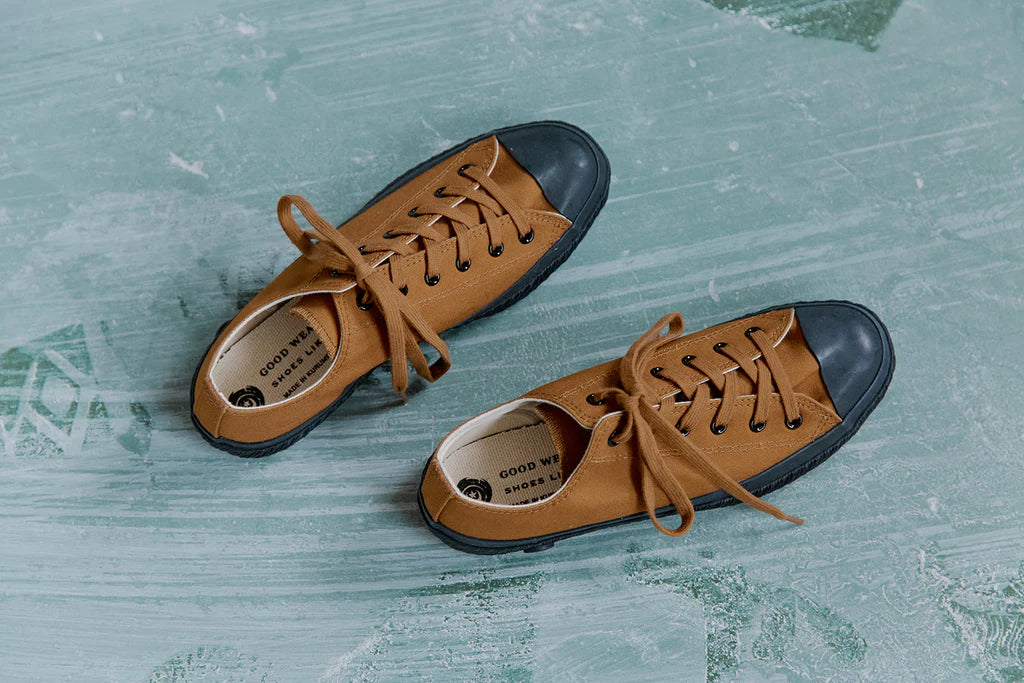 SHOES LIKE POTTERY LOW BROWN DUCK