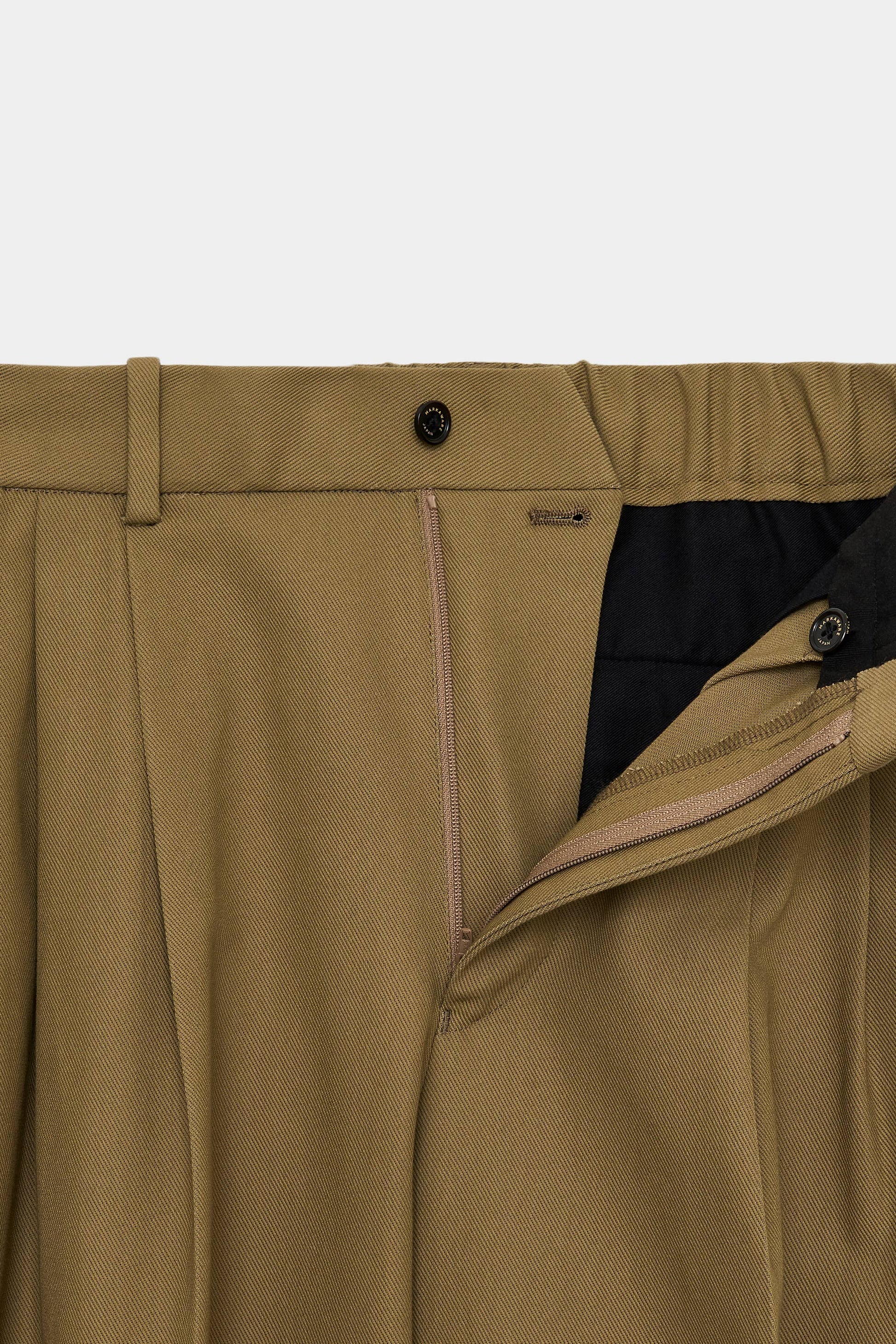MARKAWARE ORGANIC COTTON SURVIVAL CLOTH TRIPLE PLEATED WIDE TROUSERS –  unexpected store