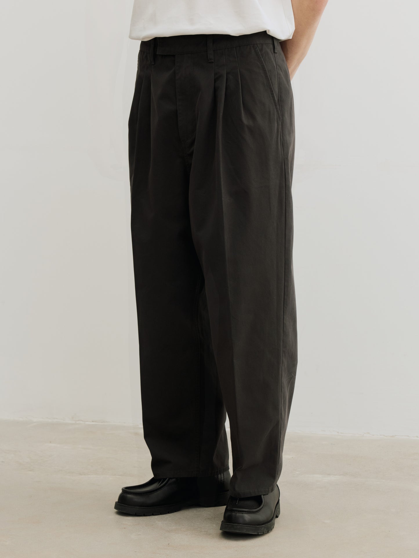 Burcs Twill Loose Straight Pants