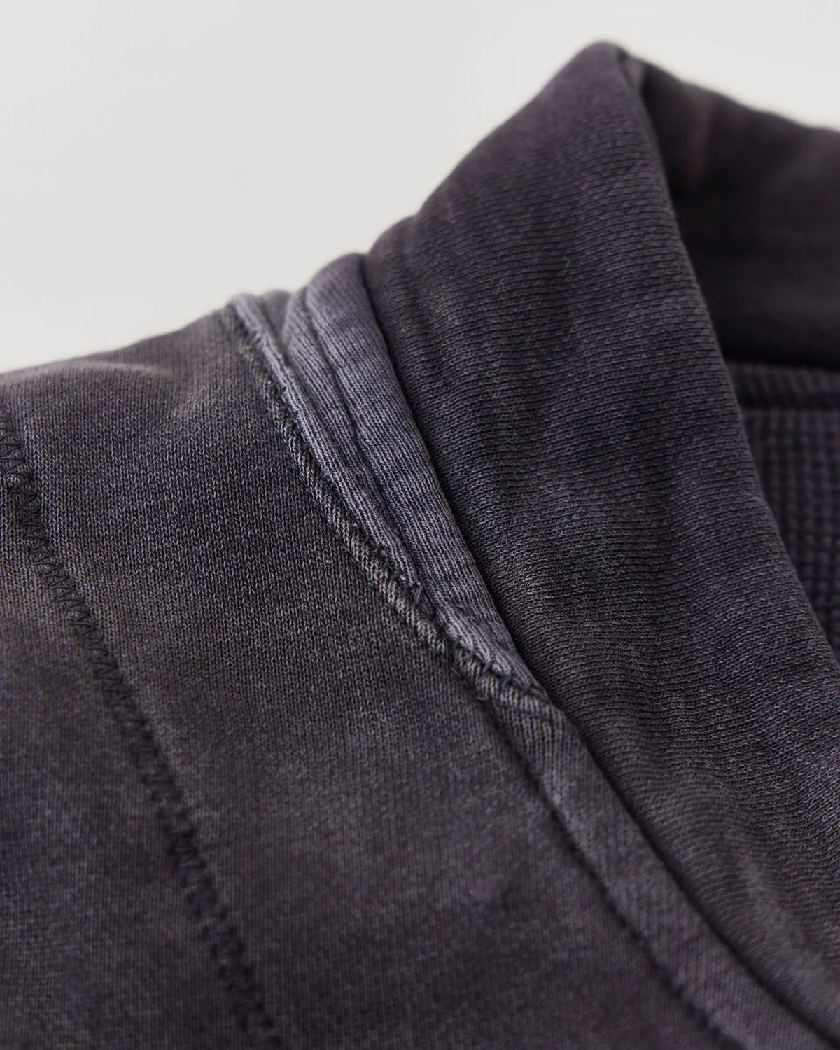 NICENESS LEAD Distressed Sweat Jacket