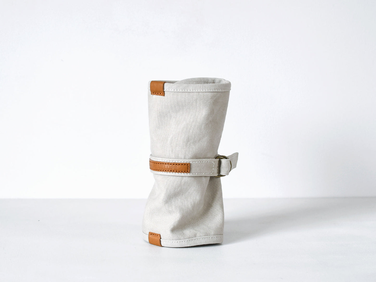 ateliers PENELOPE Roberto Pouch