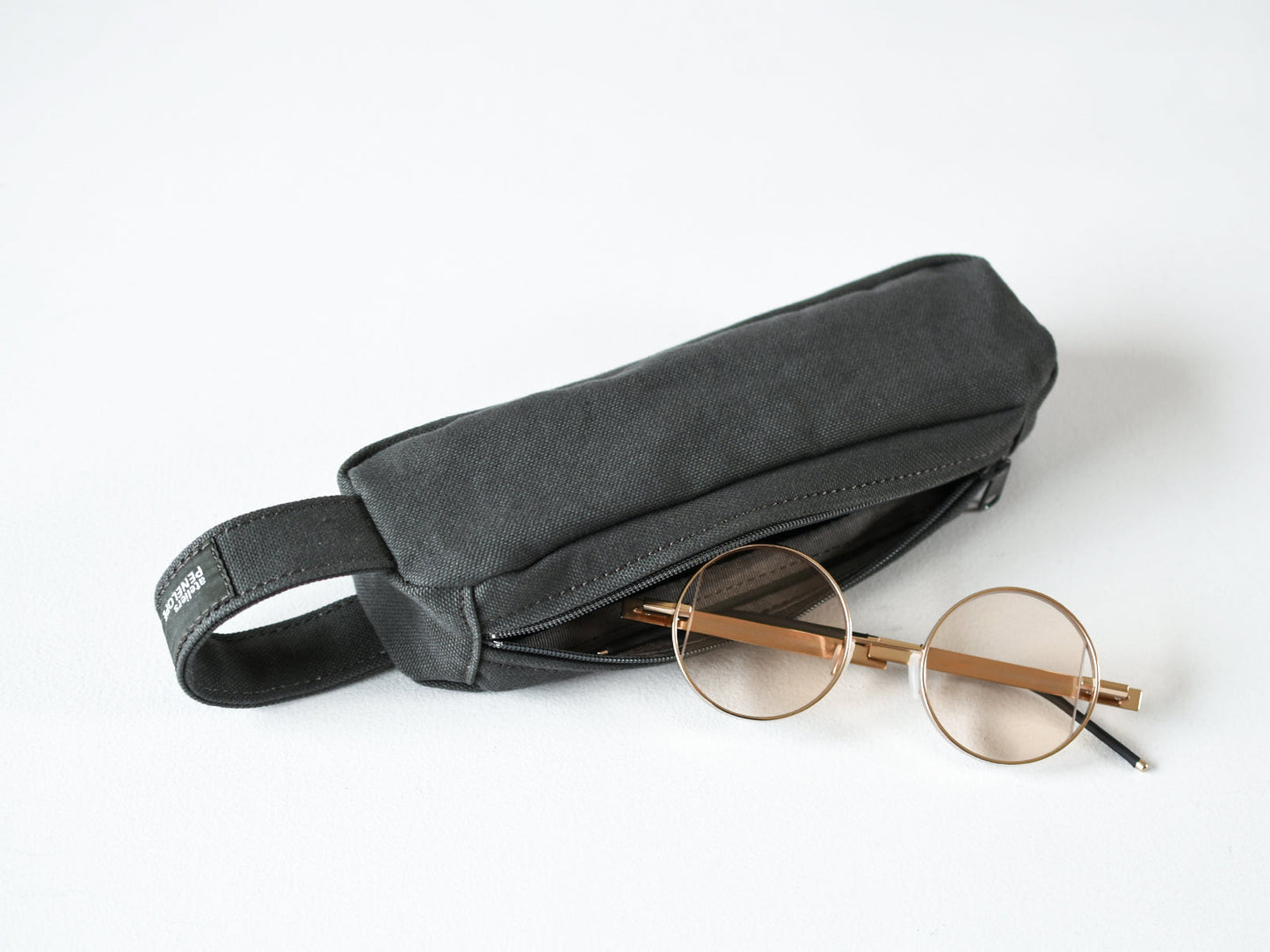 ateliers PENELOPE Bee Pen Case