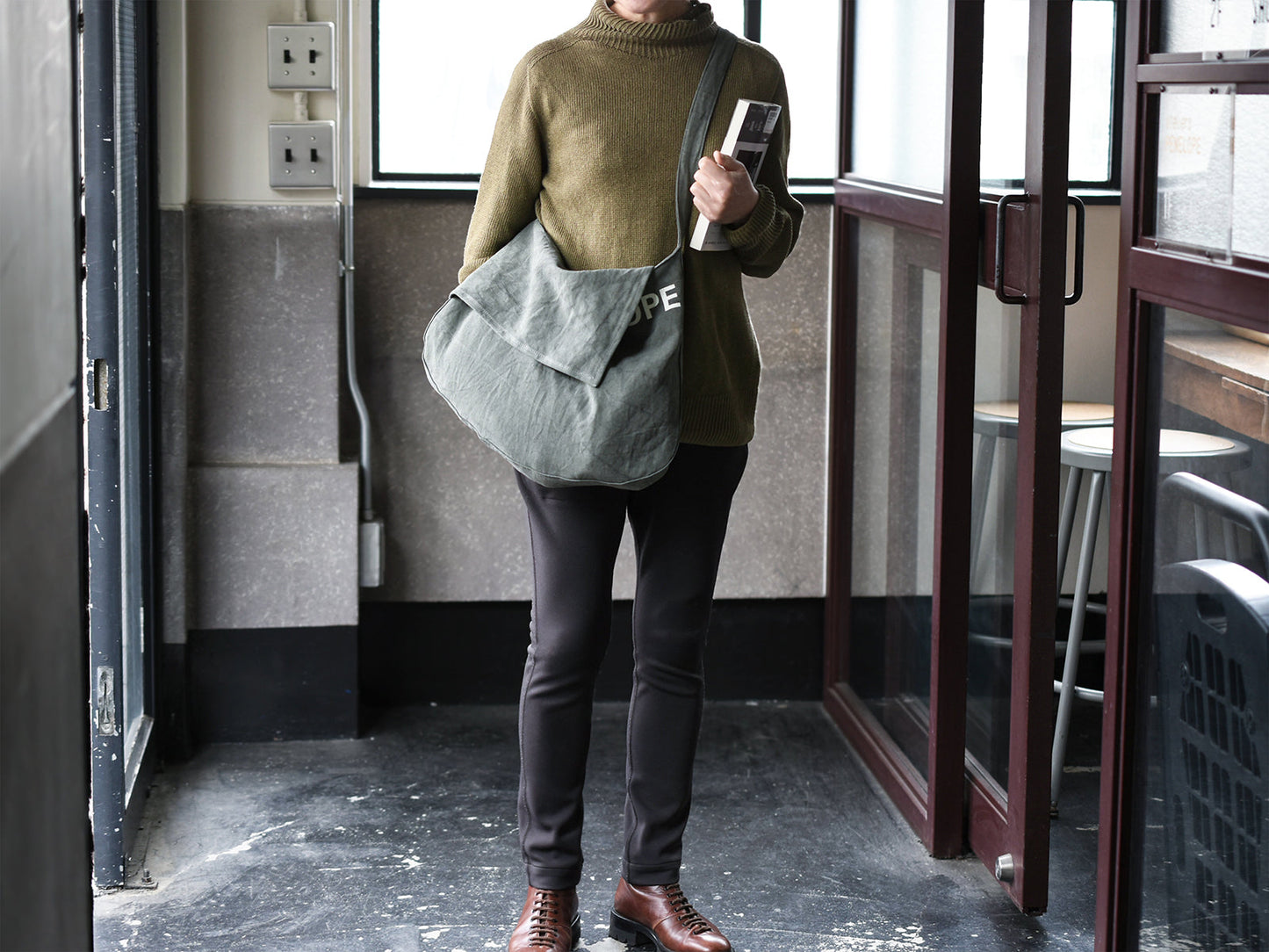 ateliers PENELOPE CL Kern Shoulder Bag