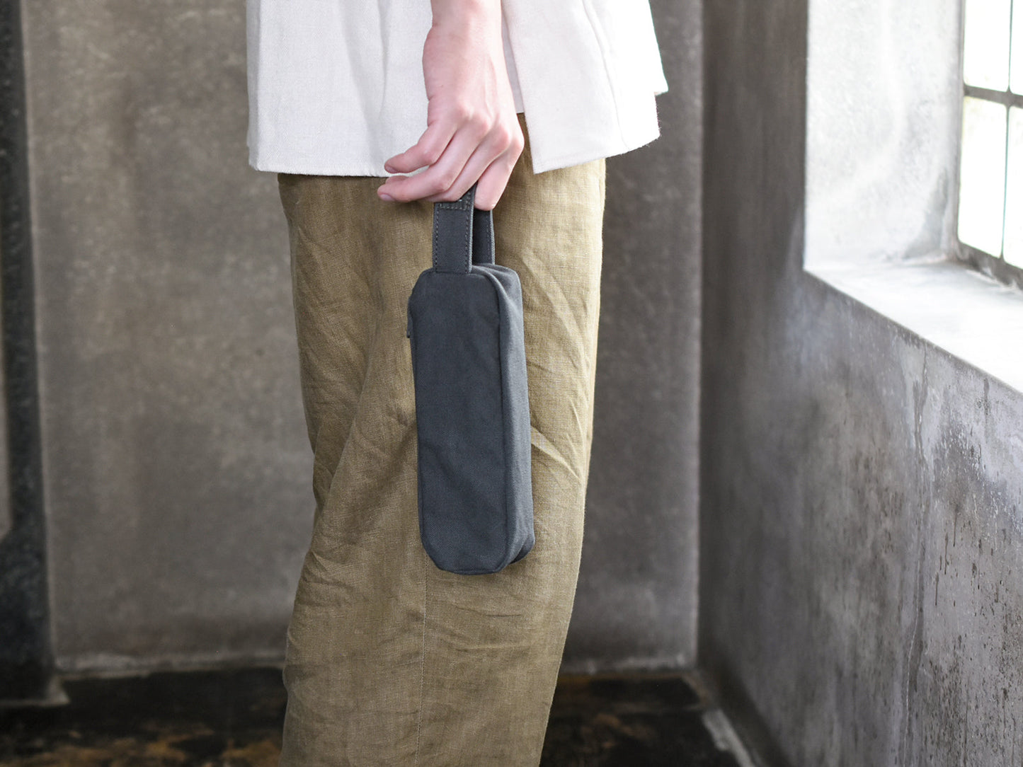 ateliers PENELOPE Bee Pen Case