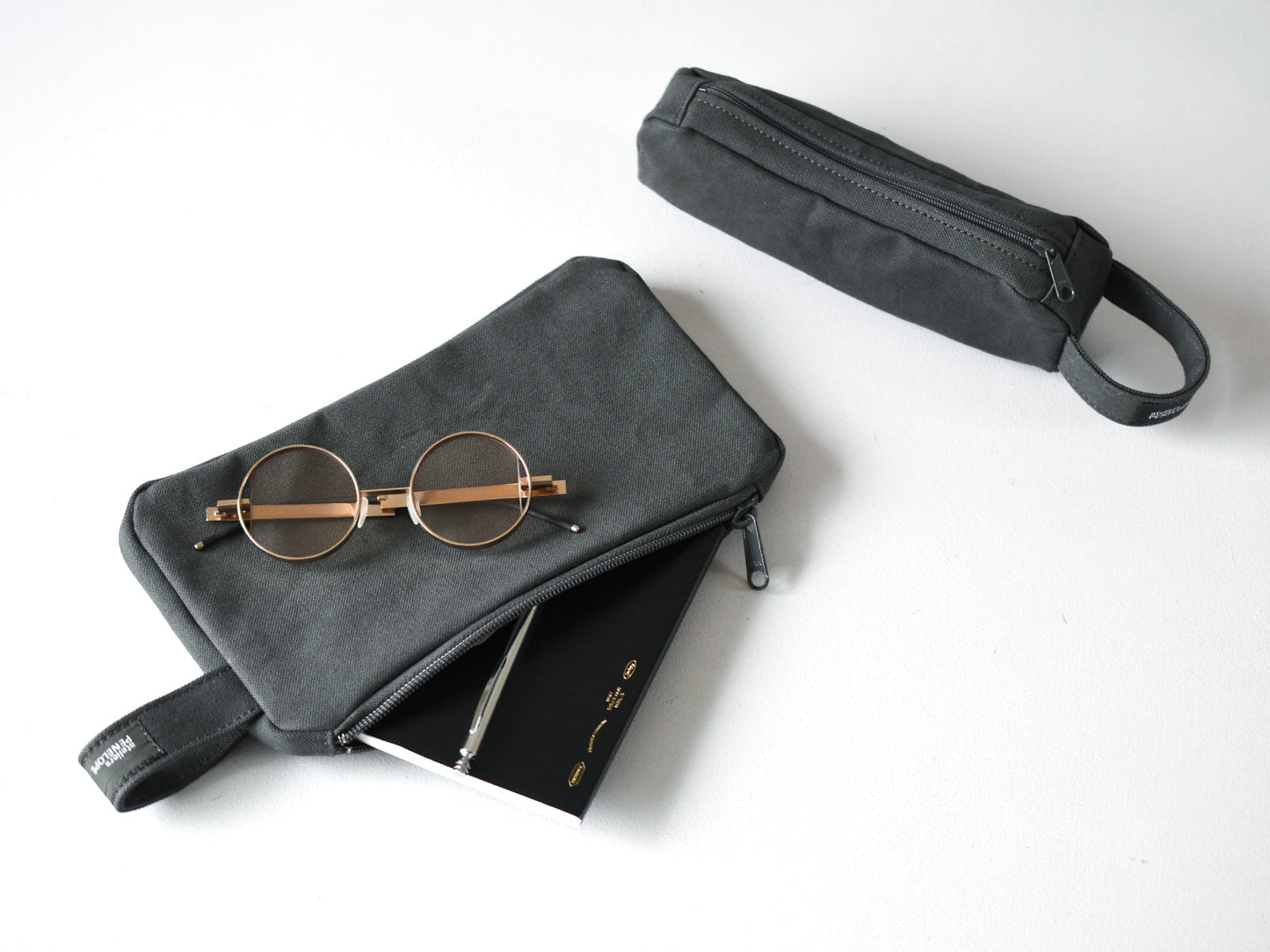 ateliers PENELOPE Bee Pen Case