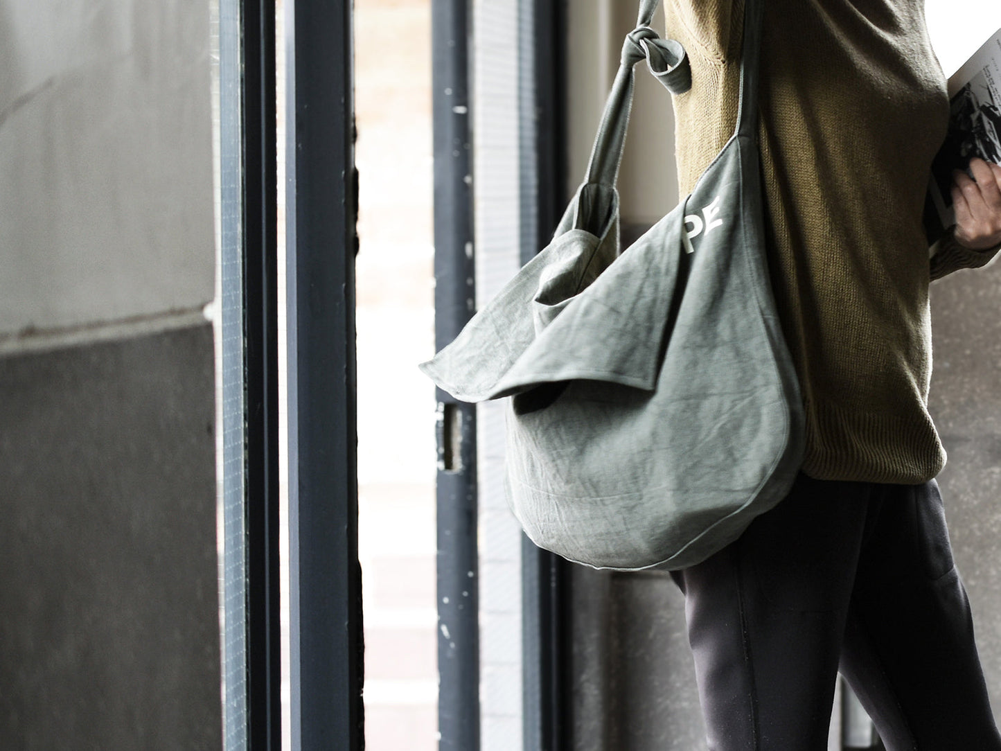 ateliers PENELOPE CL Kern Shoulder Bag