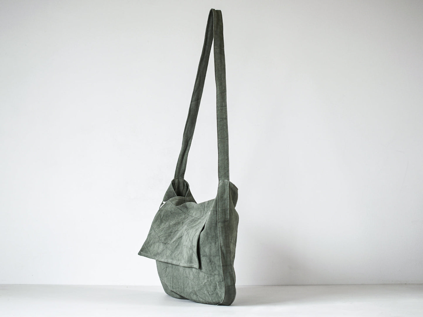 ateliers PENELOPE CL Kern Shoulder Bag