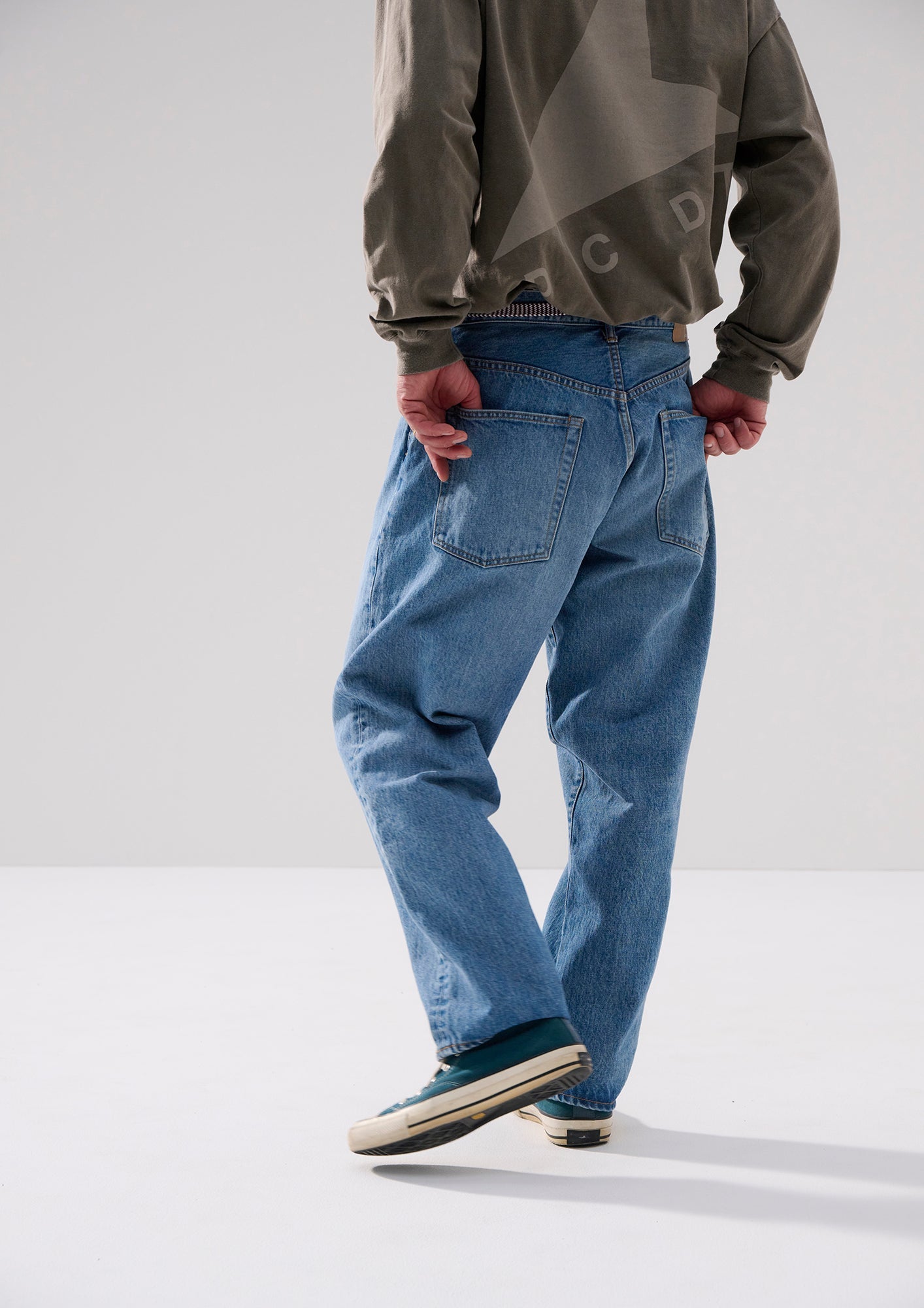 DESCENDANT 1995 DENIM TROUSERS BAGGY HARD WASH