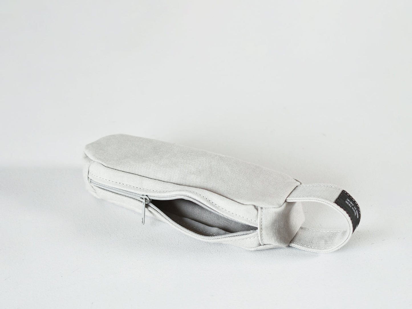 ateliers PENELOPE Bee Pen Case