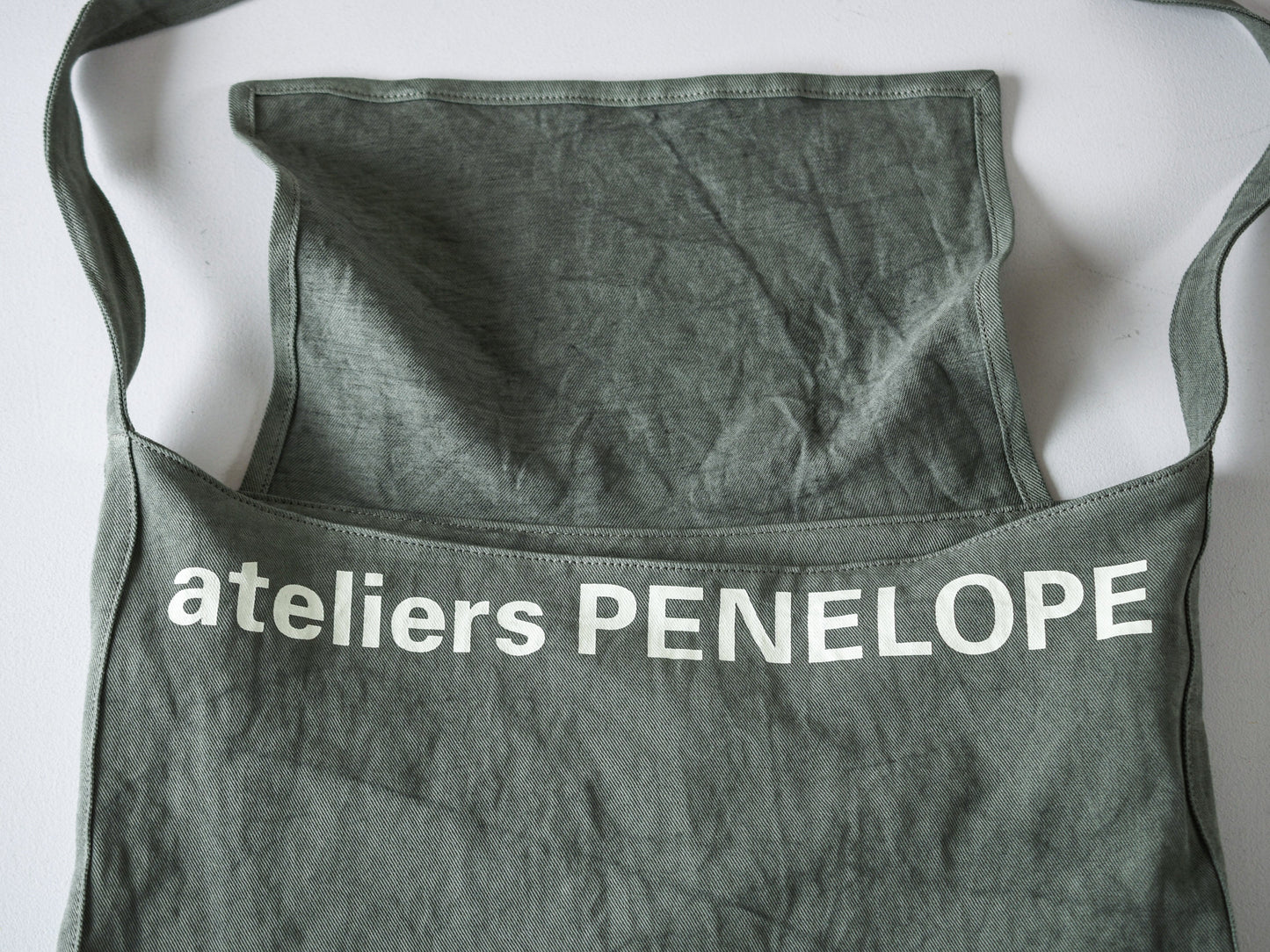 ateliers PENELOPE CL Kern Shoulder Bag