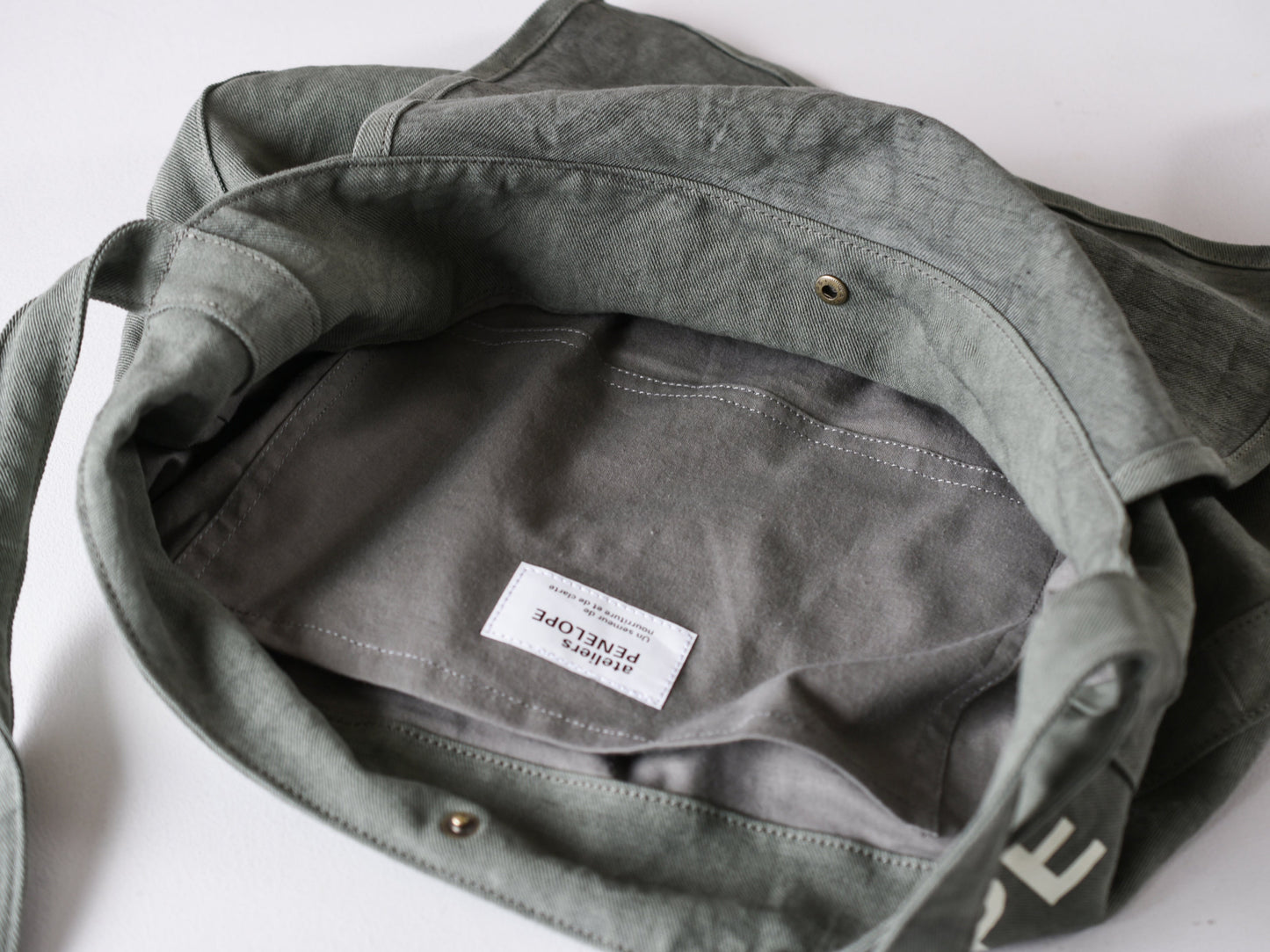 ateliers PENELOPE CL Kern Shoulder Bag