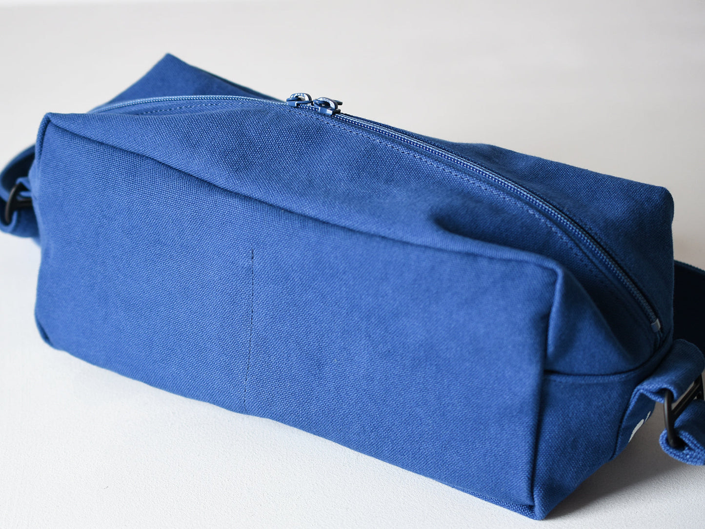 ateliers PENELOPE #8 Pan Shoulder Bag