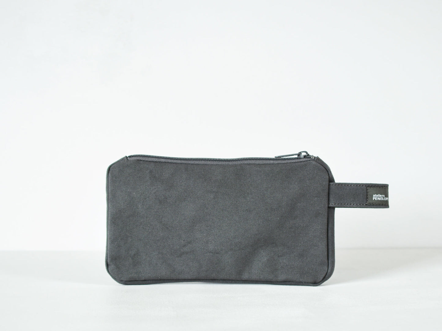 ateliers PENELOPE Bee Pouch