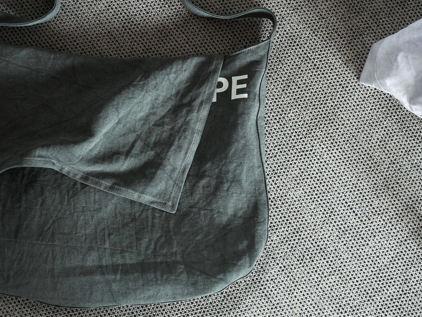 ateliers PENELOPE CL Kern Shoulder Bag