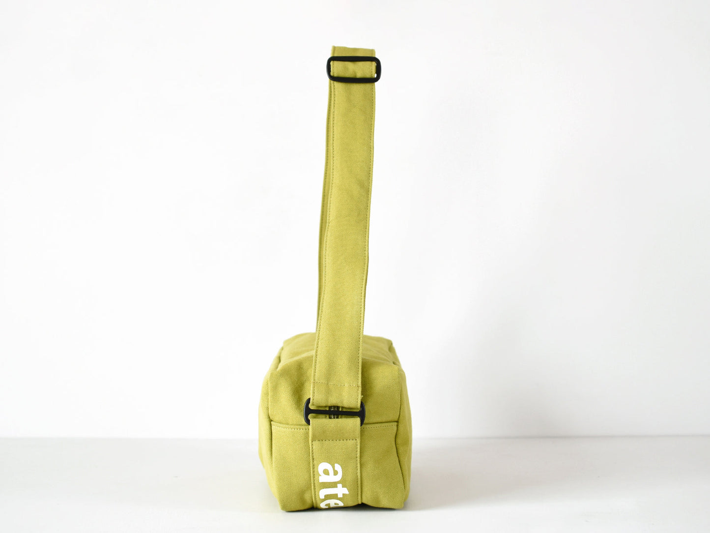ateliers PENELOPE #8 Pan Shoulder Bag