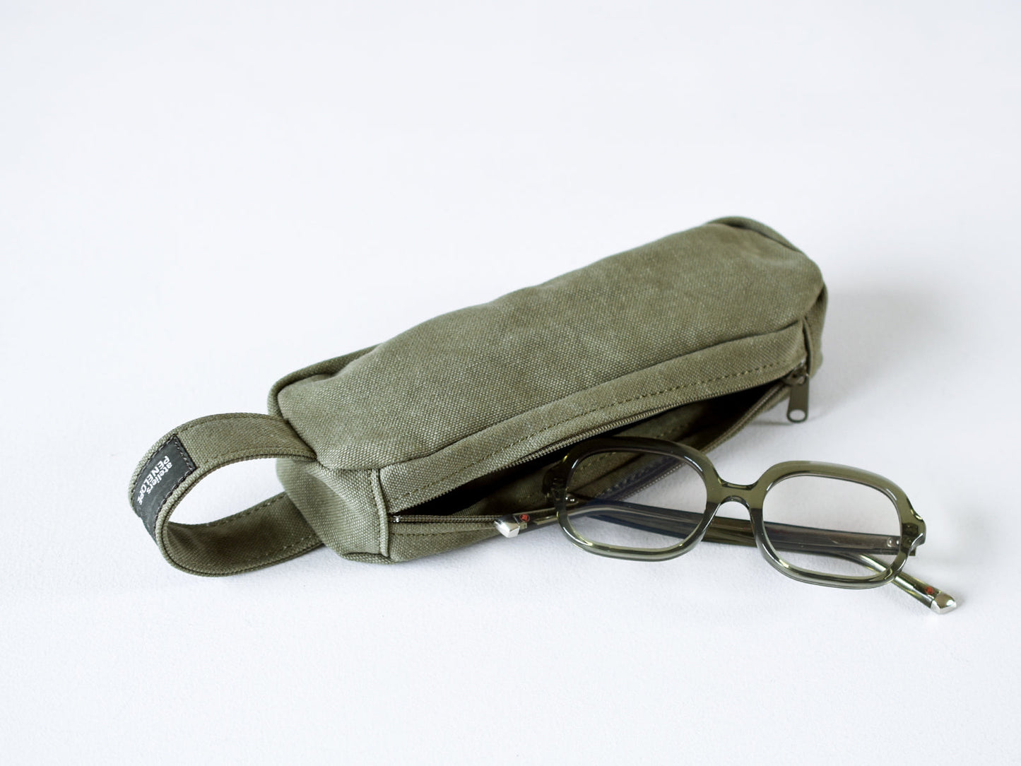 ateliers PENELOPE Bee Pen Case