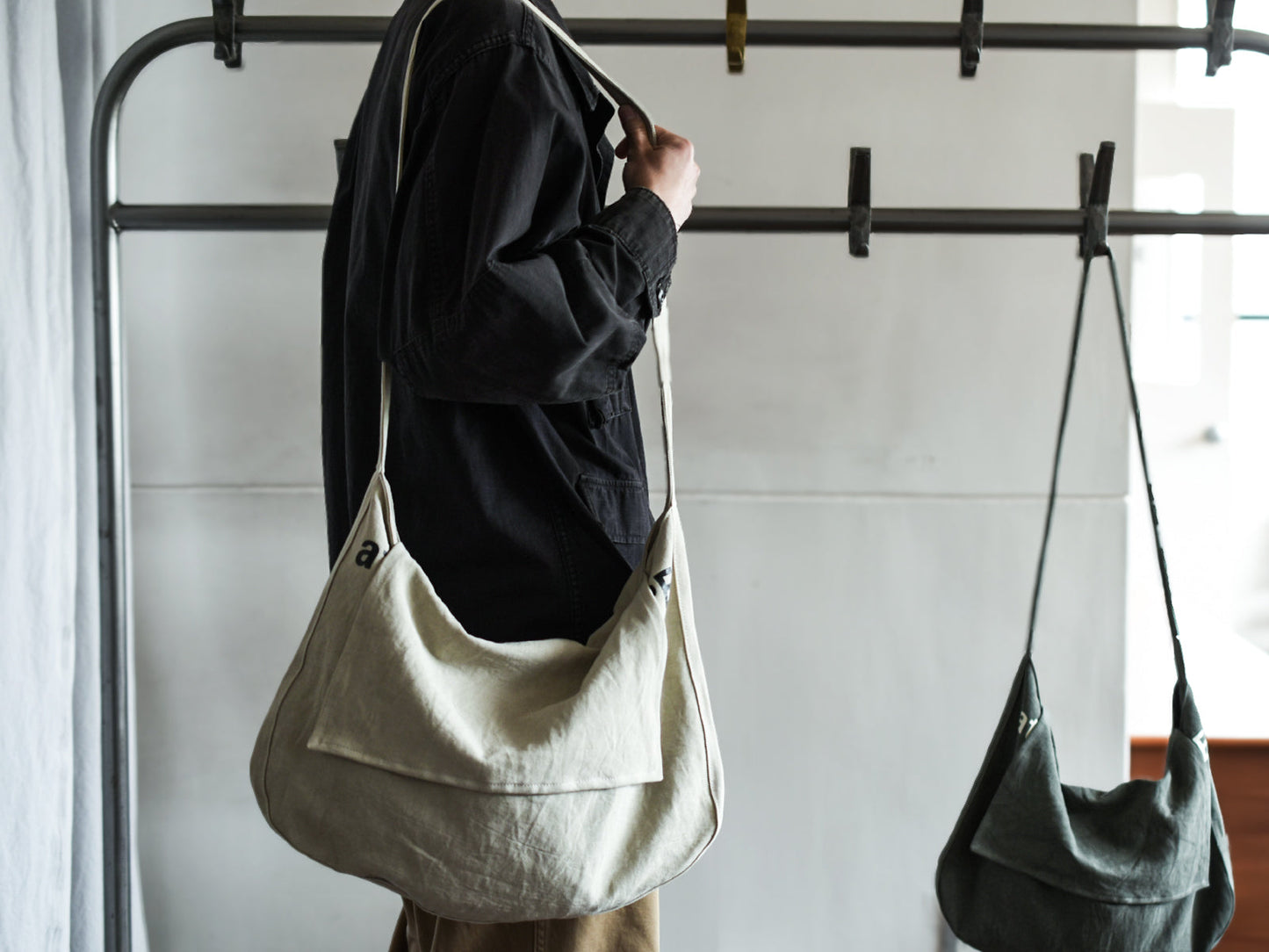 ateliers PENELOPE CL Kern Shoulder Bag