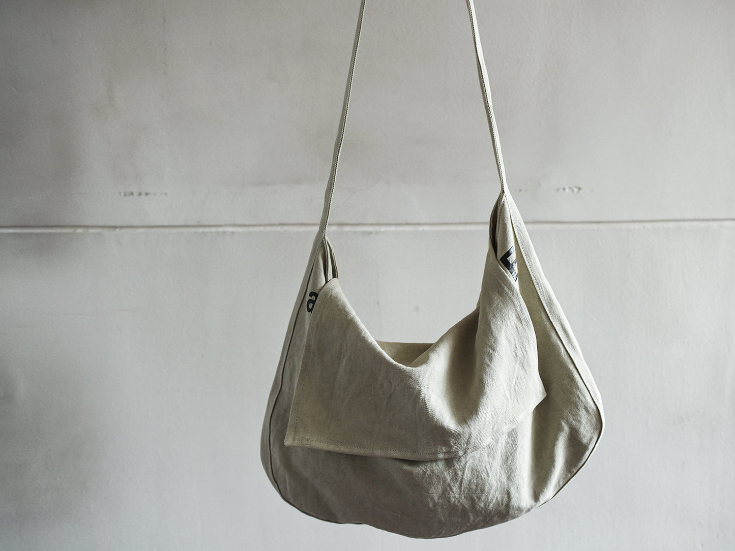 ateliers PENELOPE CL Kern Shoulder Bag