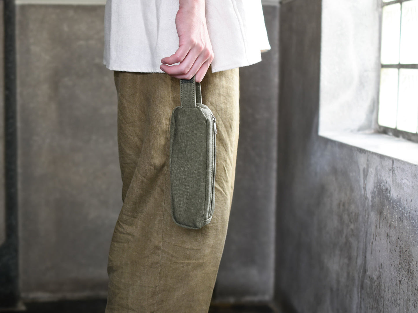 ateliers PENELOPE Bee Pen Case