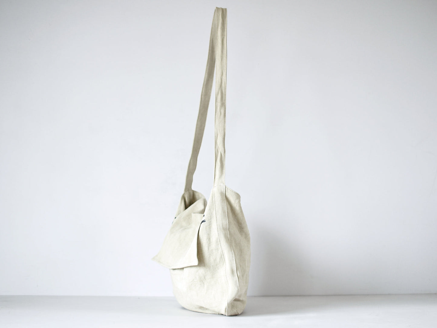 ateliers PENELOPE CL Kern Shoulder Bag