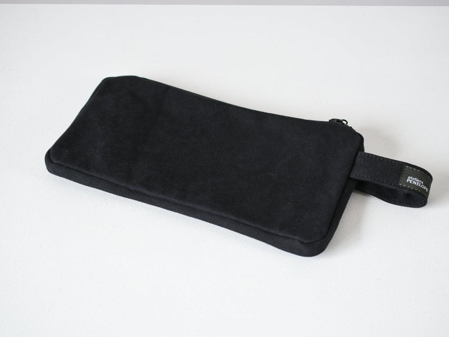 ateliers PENELOPE Bee Pouch