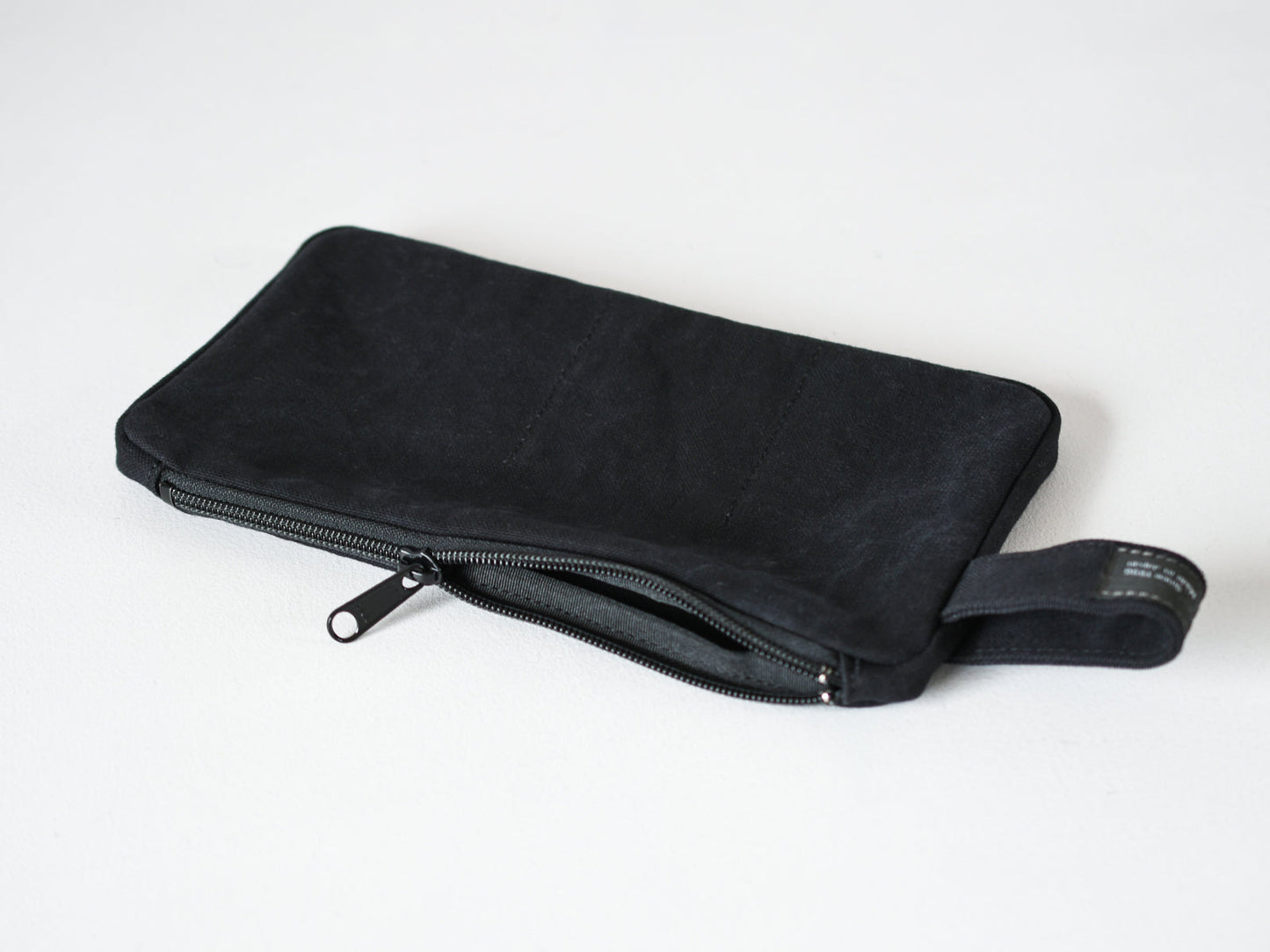 ateliers PENELOPE Bee Pouch