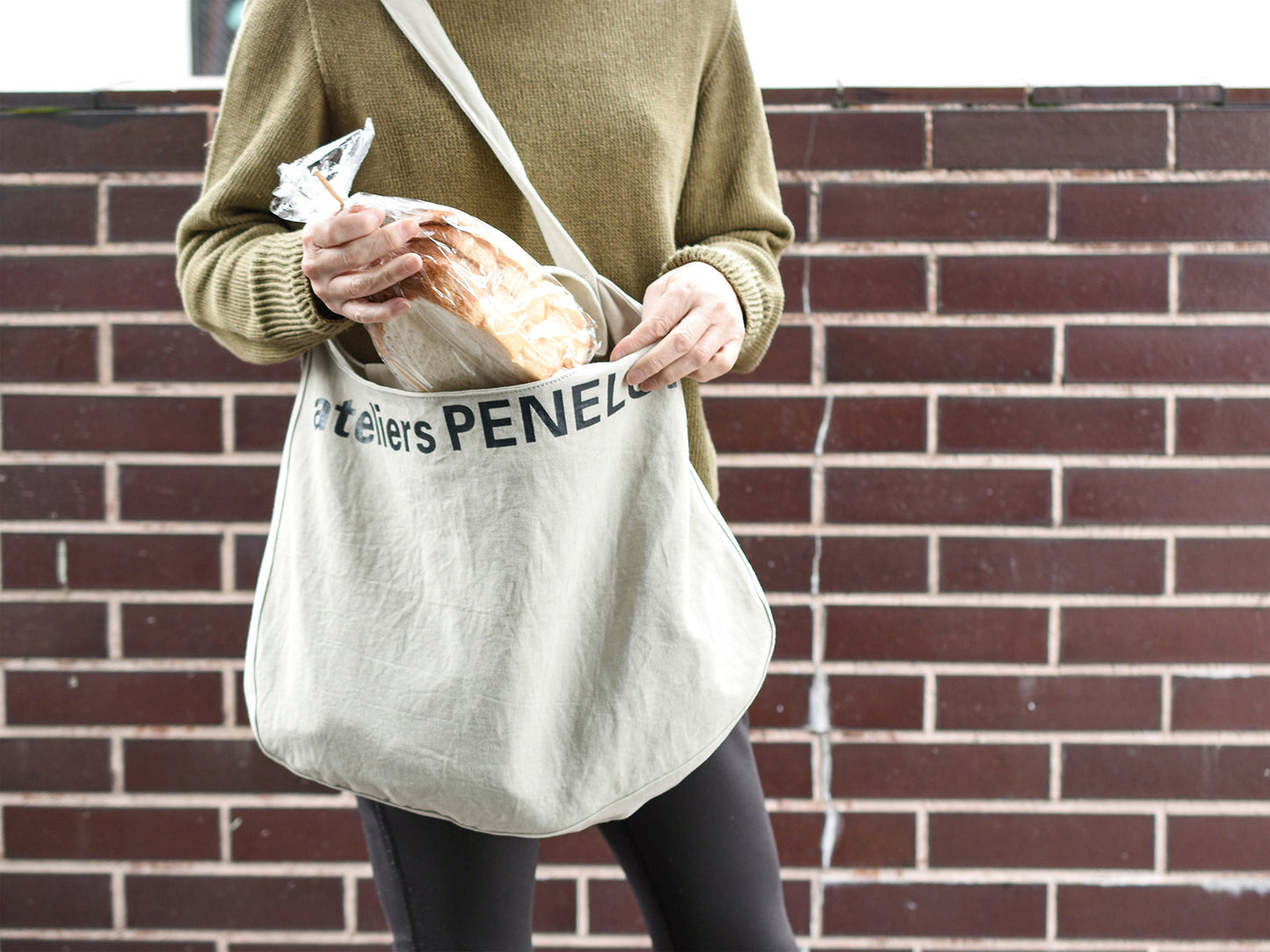 ateliers PENELOPE CL Kern Shoulder Bag