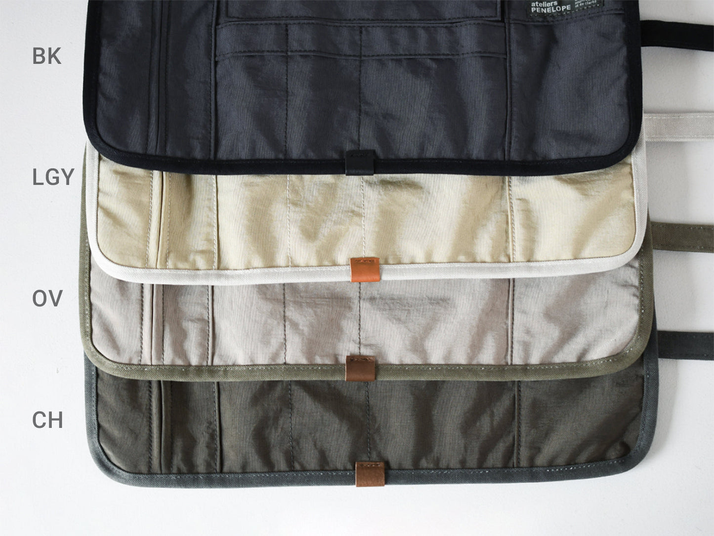 ateliers PENELOPE Roberto Pouch