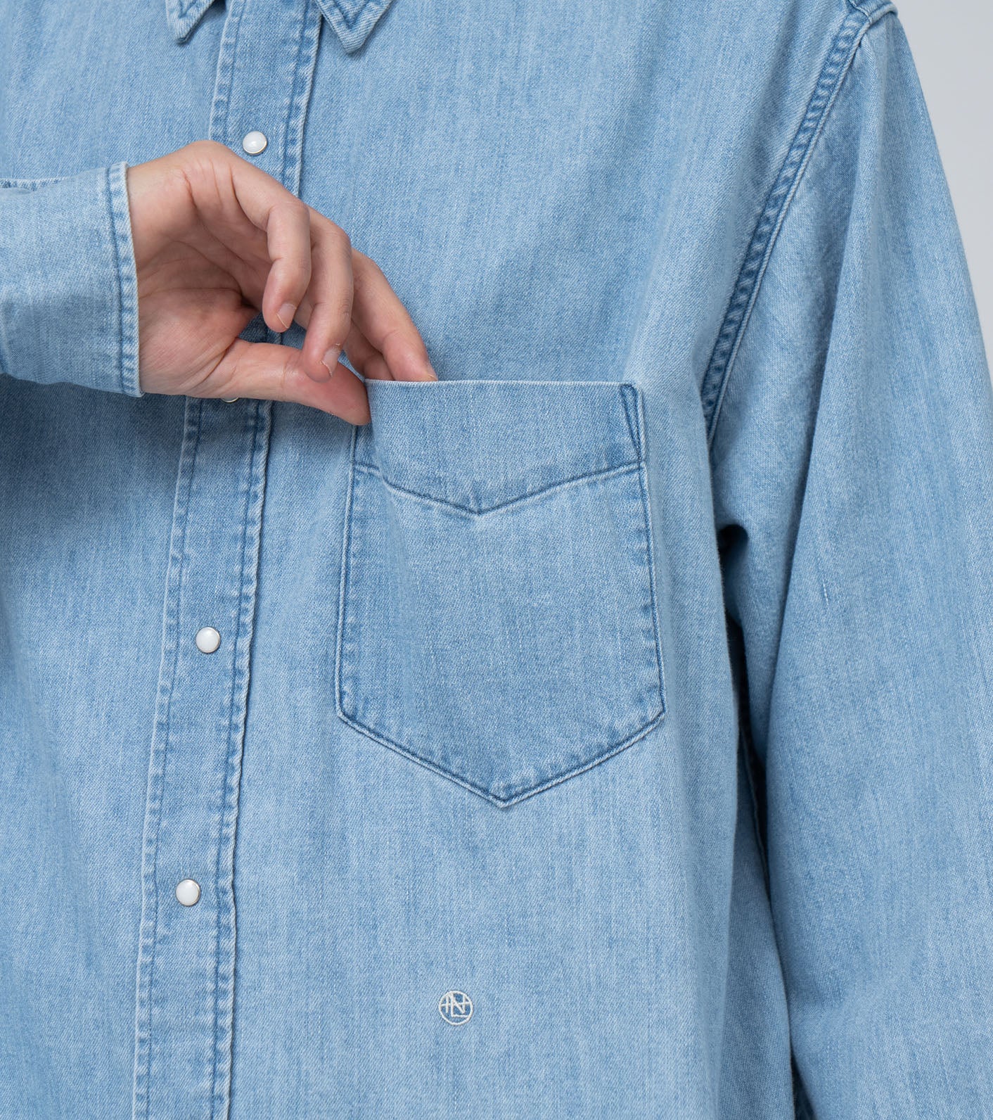 nanamica Regular Collar Light Denim Shirts