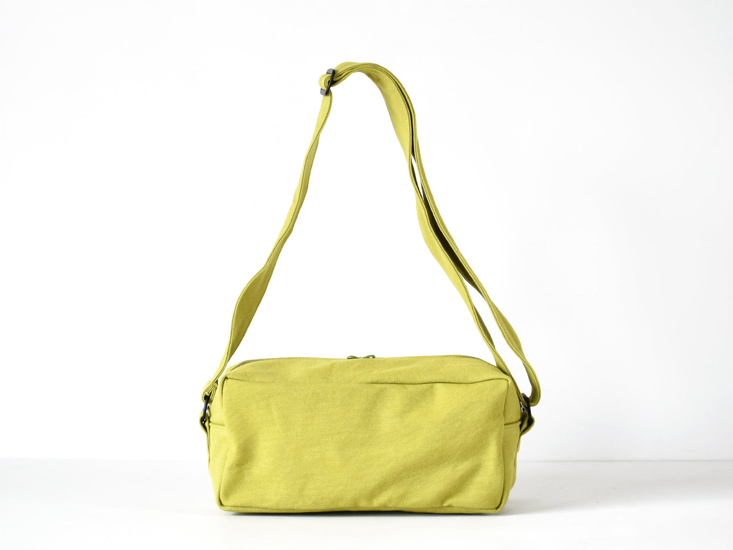 ateliers PENELOPE #8 Pan Shoulder Bag