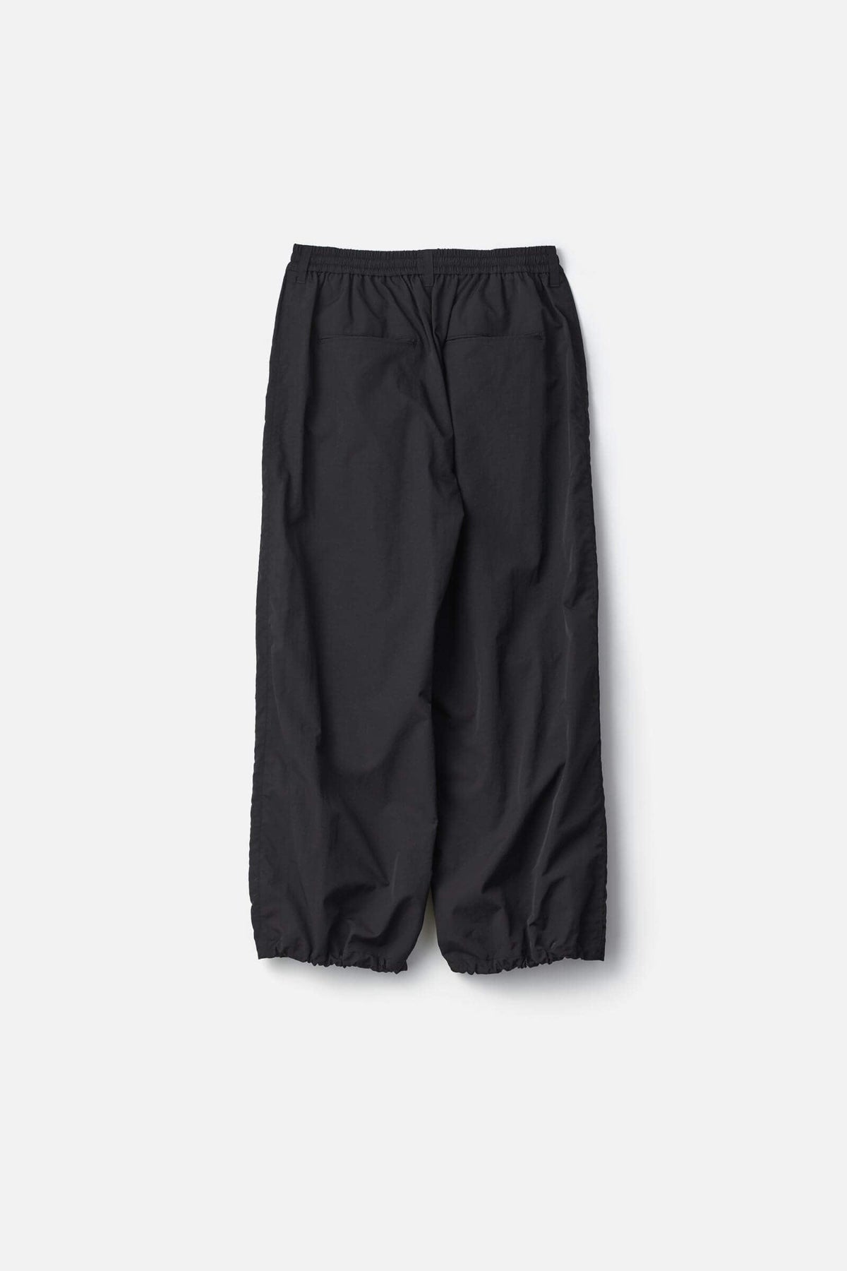 ssstein NYLON TWILL CARGO EASY TROUSERS – unexpected store